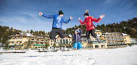 Seehotel JÄGERWIRT Seehotel JÄGERWIRT
